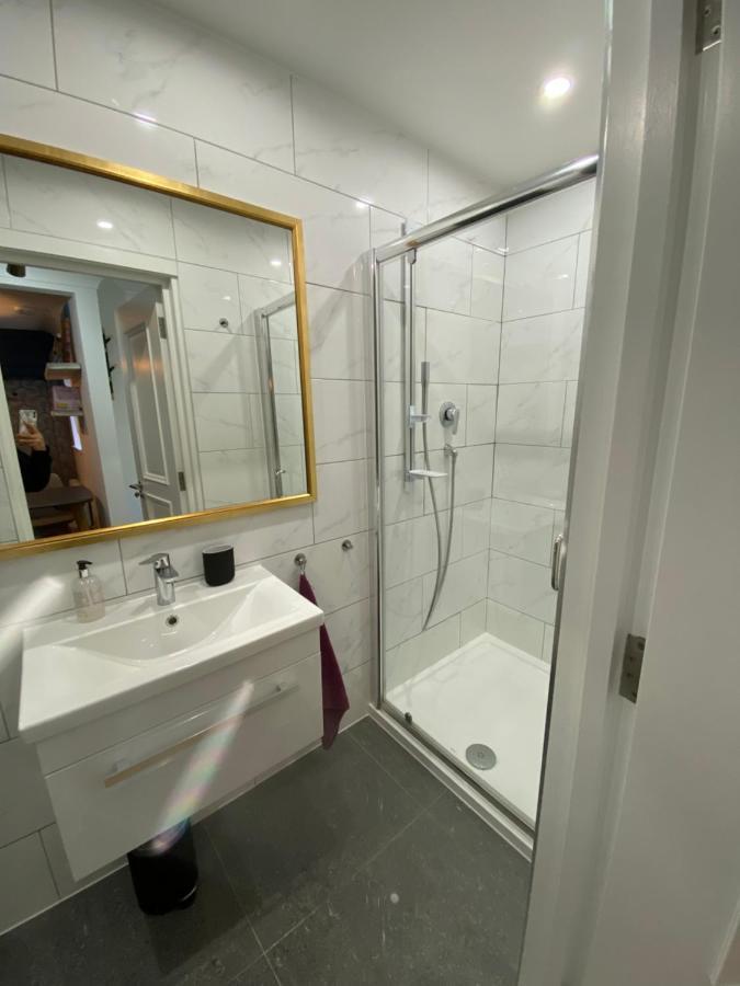 Stylish 1-Bed Studio London Eksteriør billede